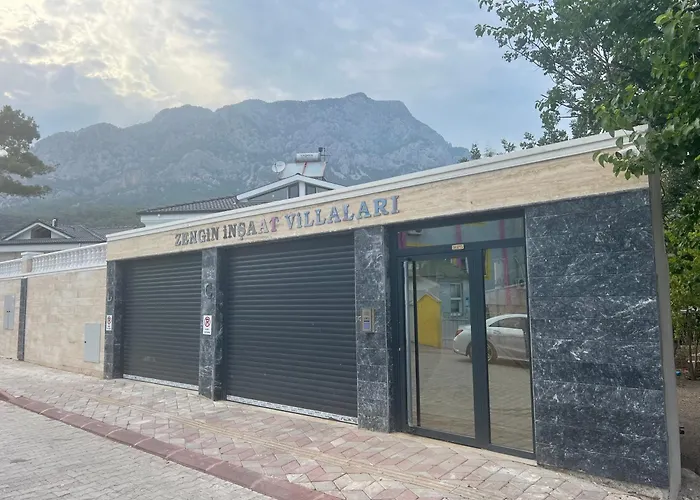 Zegin Villari Βίλα